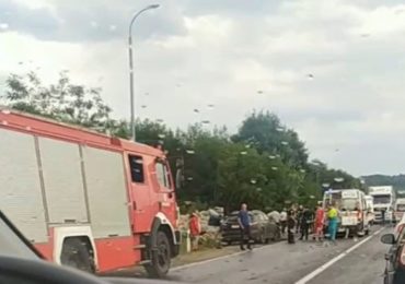 У страшній ДТП, що трапилась біля Мукачева є загиблі (ФОТО, ВІДЕО)