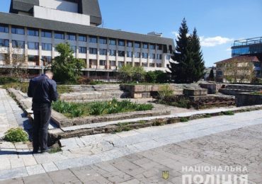 Експосадовця міської ради Ужгорода підозрюють у службовій недбалості при продажі землі під майном Закарпатського облмуздрамтеатру