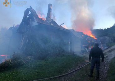 Протягом доби на Закарпатті горіли два будинки (ФОТО)