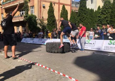 В Ужгороді відбувся перший на Закарпатті міжвідомчий Кубок зі стронгмена серед правоохоронних структур