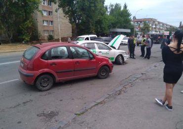 ДТП в Ужгороді: зіштовхнулися два автомобілі