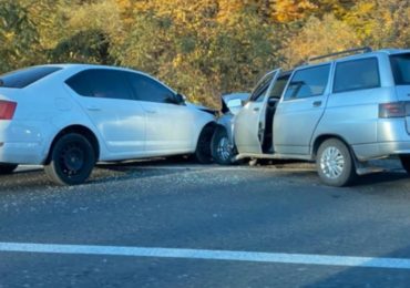 ДТП на Мукачівщині: зіштовхнулися два автомобілі (ФОТО)