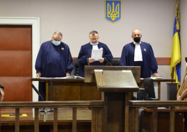 Закарпатський апеляційний суд залишив під вартою вбивцю 10-річної дівчинки