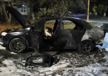 В Ужгороді раніше судимий чоловік підпалив автівку 51-річній жінці