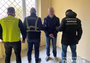 В Ужгороді затримали небезпечного грабіжника, який перебував у міжнародному розшуку (ФОТО)