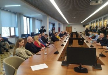 Депутати Закарпатської облради підписали вимогу про призначення позачергової сесії на завтра, 18 листопада