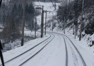 В Укрзалізниці повідомили про затримку поїздів на Закарпаття