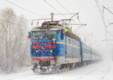 «Укрзалізниця» призначає додаткові поїзди до новорічних свят