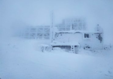 На високогір'ї Карпат сніг та температура повітря -3°С