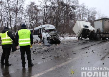 13 людей загинули, 6 отримали травми: жахлива ДТП на Чернігівщині (ФОТО, ВІДЕО)