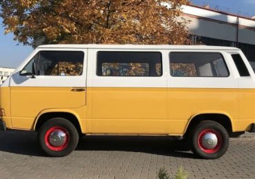 В Ужгороді продають 38-річний Volkswagen T3 (ФОТО)