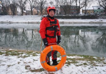 На Закарпатті облаштують 16 локацій до Водохреща: де безпечно зануритись в крижану воду