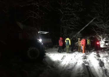 Закарпатські рятувальники шукали чотирьох  лижників, які заблукали у Карпатах