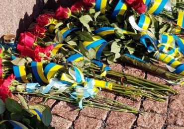 В Ужгороді вшанували пам’ять загиблих у боях під Дебальцевим (ФОТО, ВІДЕО)