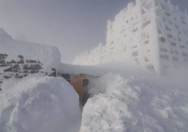 На високогір'ї Карпат температура повітря -14°С