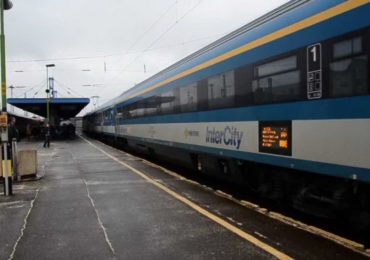 Під потяг Latorca InterCity "Будапешт-Мукачево" потрапила людина