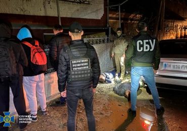 На Закарпатті викрили групу осіб, яка налагодила схему незаконного перетину держкордону особами призовного віку (ФОТО, ВІДЕО)