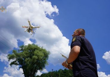 Закарпатські рятувальники моніторять стан екосистем за допомогою квадрокоптерів (ФОТО)