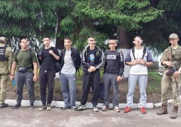 На Закарпатті затримали чоловіків, які намагалися незаконно потрапити до Румунії