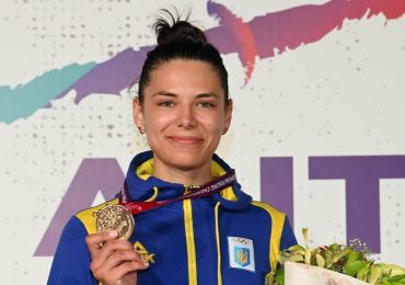 Ужгородська фехтувальниця Влада Харькова стала чемпіонкою Європи