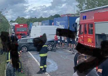 На об’їзній Ужгорода зіштовхнулися 2 вантажівки та 3 легкові автомобілі