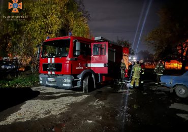 Трагічна пожежа в Ужгороді: одна людина загинула, троє травмовані, серед яких дитина