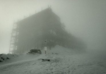 Закарпатців попереджають про шторм у Карпатах