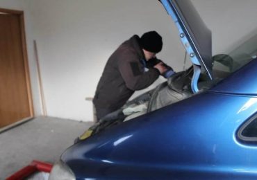 На Закарпатті прикордонники виявили автівку з ознаками підробки VIN-коду