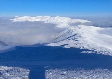 На високогір'ї Карпат температура повітря -10°C