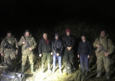 Дві групи порушників затримали біля кордону з Румунією та Угорщиною