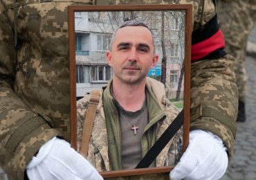 В Ужгороді попрощалися із загиблим Героєм Іваном Пайдою