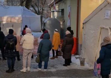 Зігрітися та відпочити: в Ужгороді працюють 4 цілодобові пункти обігріву (ВІДЕО)