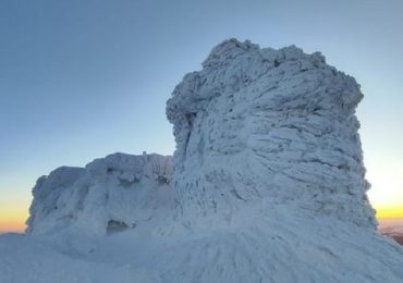 Зима не покидає Карпати: на високогір'ї Карпат температура повітря -9°C