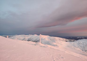 На високогір‘ї Карпат температура повітря -5°C