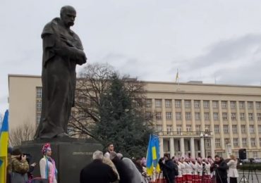 В Ужгороді відзначили 209 річницю з Дня народження Тараса Шевченка