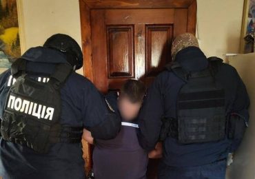 Розповсюджував у Мукачеві амфетамін: поліція затримала раніше судимого наркоторговця