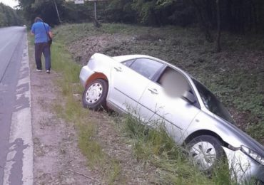 На об’їзній Ужгорода нетверезий водій з’їхав у кювет