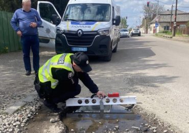 Закарпатські патрульні підсумували результати весняного комісійного обстеження вулично-шляхової мережі