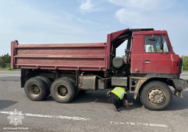 На Ужгородщині виявили авто з, імовірно, підробленими VIN-кодом