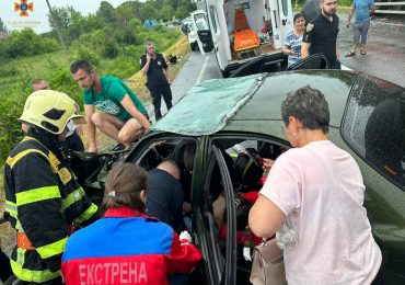 Рятувальники розповіли деталі ДТП, що трапилася на Мукачівщині