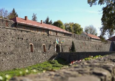 Військовослужбовці ЗСУ зможуть безкоштовно відвідувати Ужгородський замок