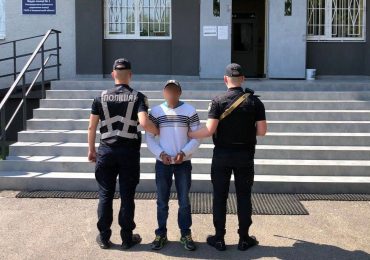 На Ужгородщині затримали грабіжника, який лише кілька тижнів тому звільнився з місць позбавлення волі