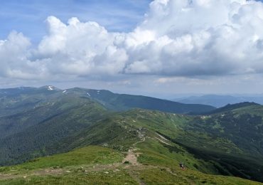 На високогір'ї Карпат температура повітря піднялася до 14°C