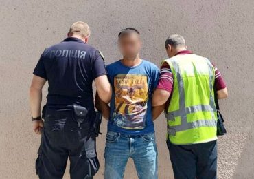 Вдарив кулаком в обличчя: закарпатця підозрюють у вбивстві свого товариша з необережності