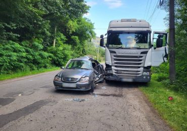 Внаслідок ДТП на Закарпатті загинула жінка