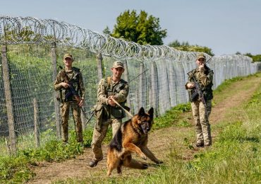 Поблизу кордону зі Словаччиною затримали 4 групи правопорушників