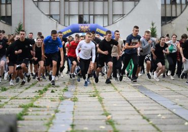 Руханка й забіг: в Ужгороді відзначили Міжнародний день студентського спорту