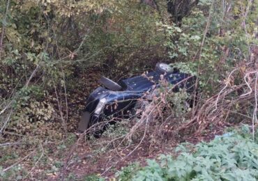 Внаслідок ДТП на Закарпатті водій опинився у кюветі