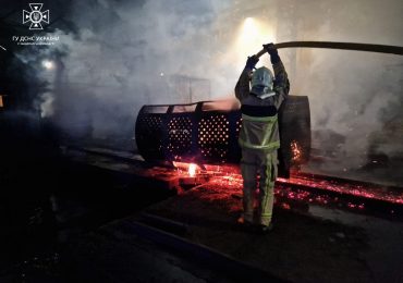 Вогнеборці Сваляви ліквідували пожежу на території підприємства