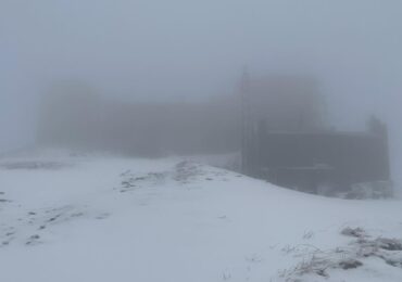 На високогір'ї Карпат температура повітря -1°C